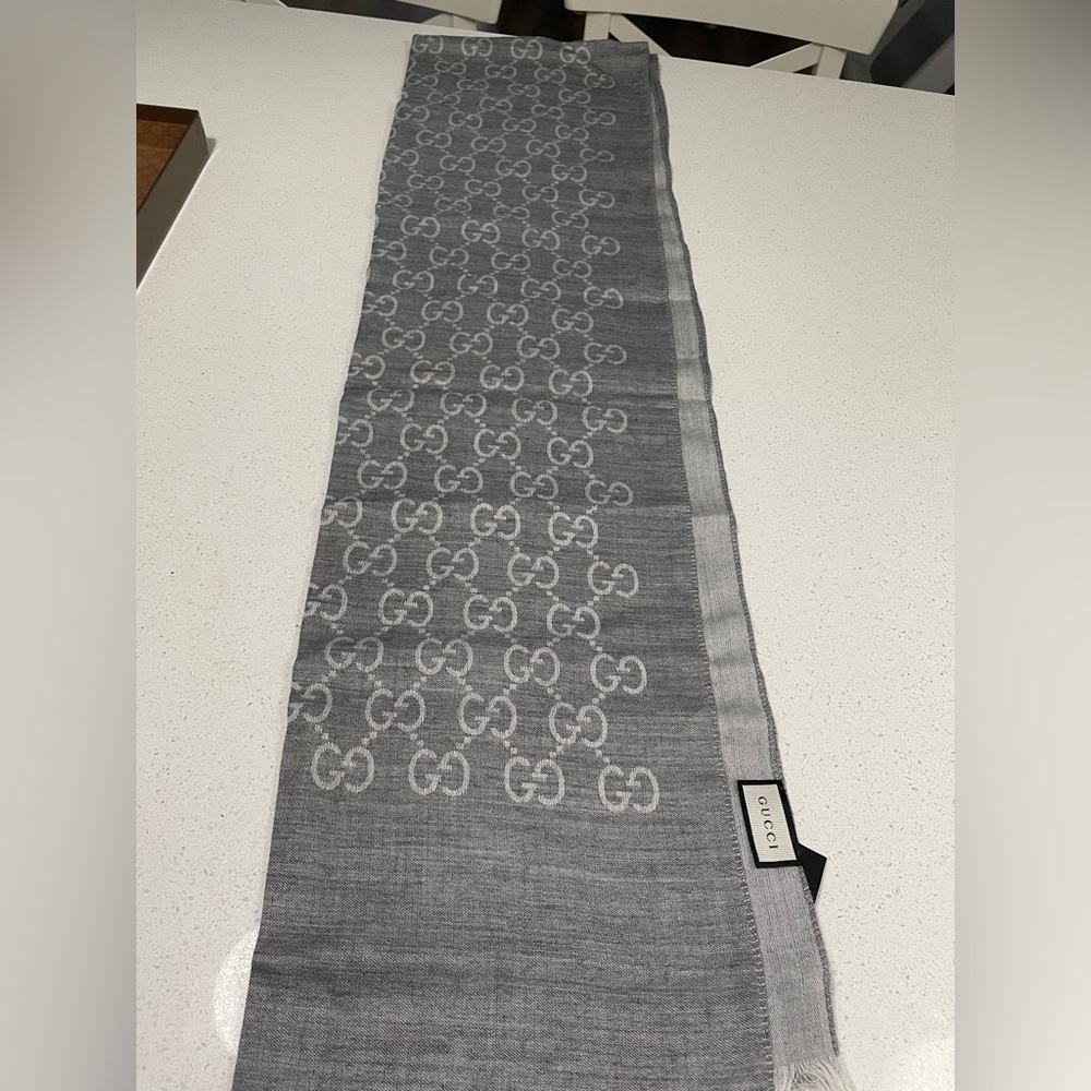 AUTHENTIC Gucci Grey Scarf
